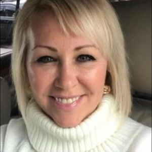 Meet your Posher, Elena